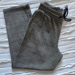 Women’s Gray Plaid Pants